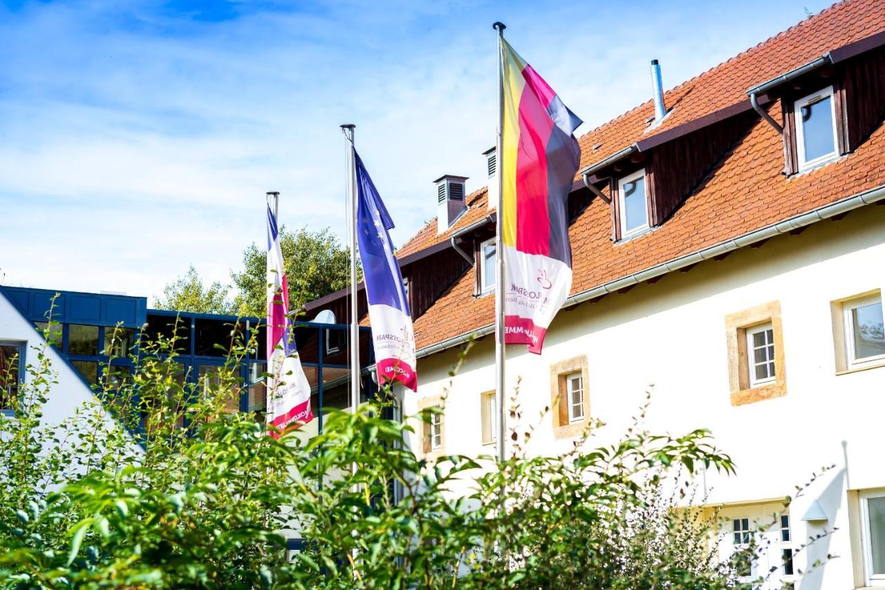Wohlfuehlhotel Im Schlosspark - Self Checkin Willebadessen ภายนอก รูปภาพ