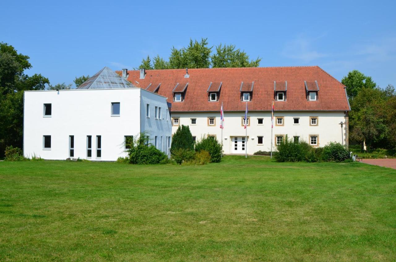 Wohlfuehlhotel Im Schlosspark - Self Checkin Willebadessen ภายนอก รูปภาพ